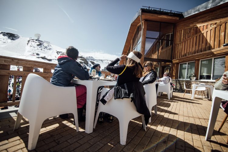 que hacer en sierra nevada si no esquias